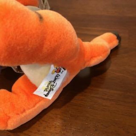 Walt Disney World Animal Kingdom Safari Tigger Plus Collectible Doll NWT. - Picture 15 of 16